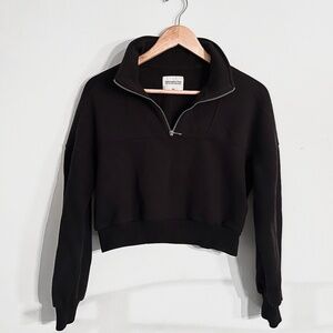 Abercrombie & Fitch Essential Mini Sunday Half-Zip Black Like New
